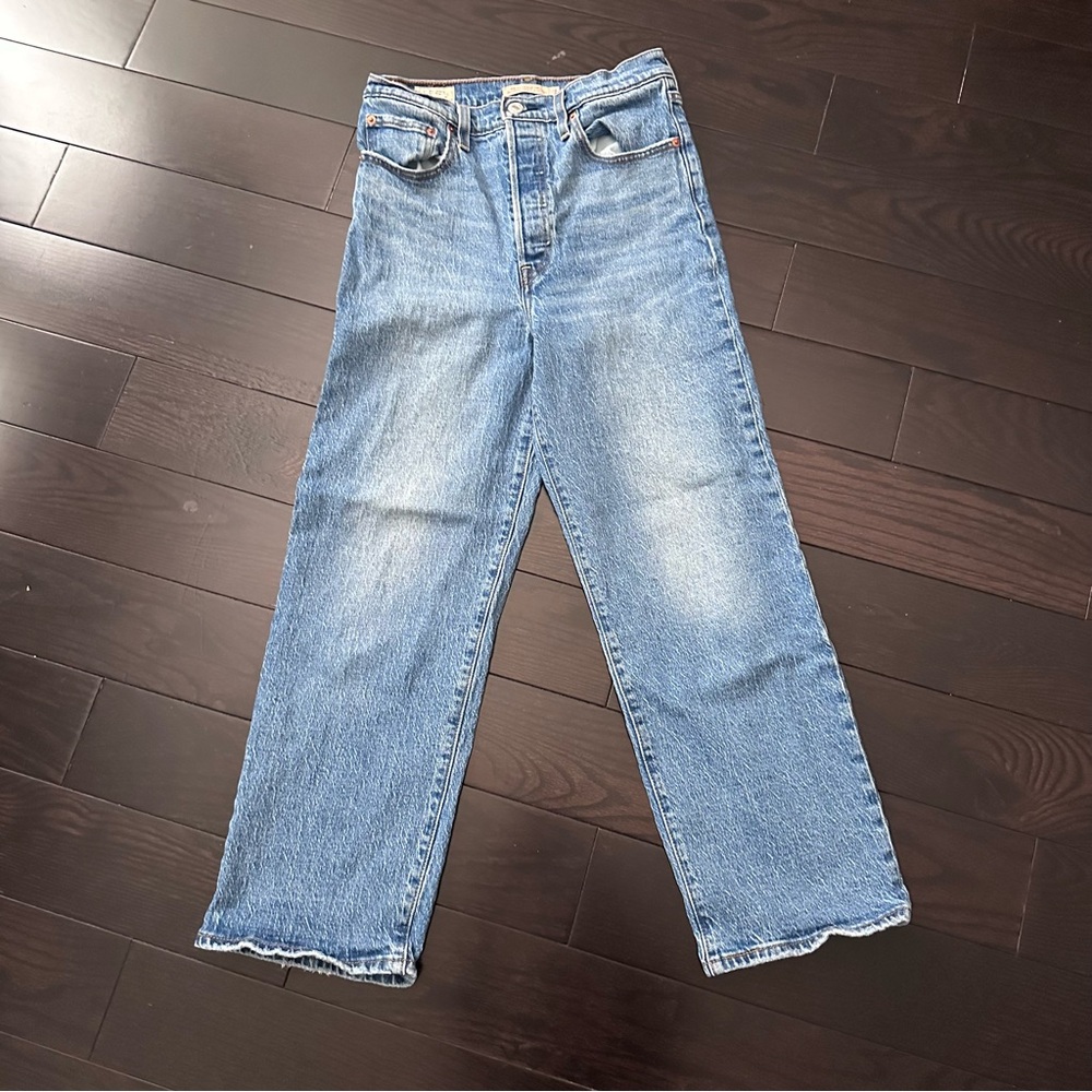 Levi's Blue Ankle & Cropped Jeans